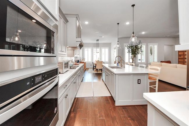 2106 Berry Trace Ct, House other with 4 bedrooms, 4 bathrooms and 3 parking in Manvel TX | Image 10
