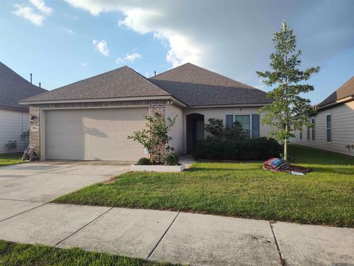 7741 W Pelican Lakes Ave, Baton Rouge, LA, 70820-5313 | Card Image