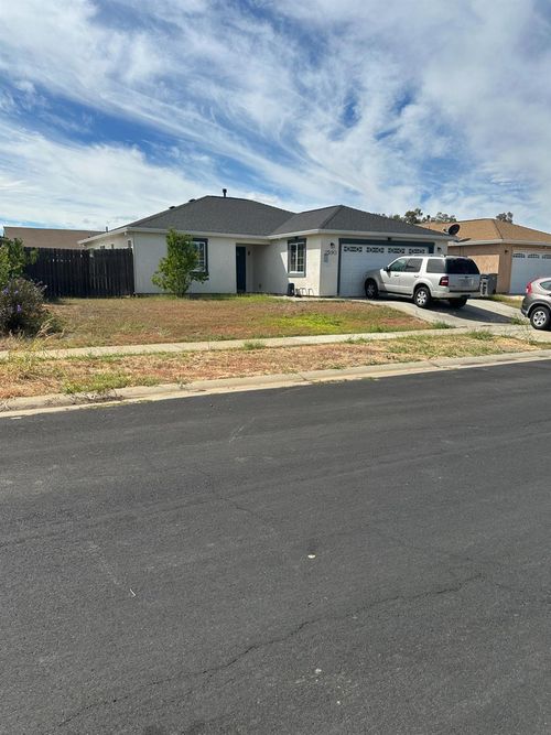 2590 Jana Way, Marysville, CA, 95901-8061 | Card Image