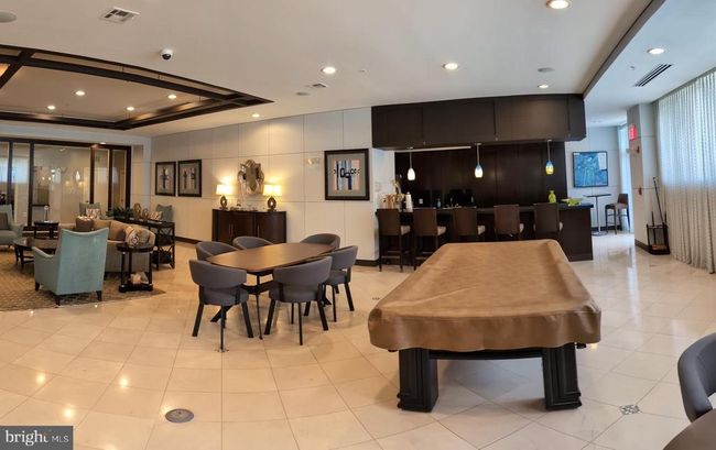 APT-340 - 12001 Market St, Condo with 2 bedrooms, 2 bathrooms and null parking in RESTON VA | Image 4