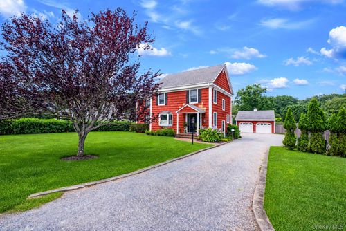 312 Riverside Dr, Riverhead, NY, 11901-2419 | Card Image