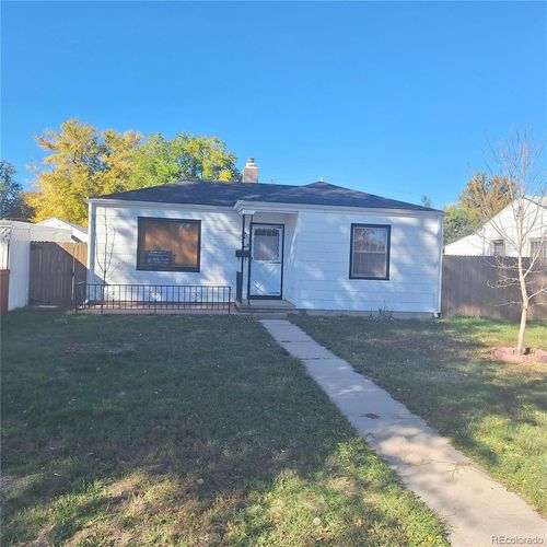 939 Grove St, Denver, CO, 80204-3224 | Card Image