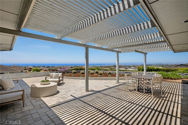 2701 Windover Dr, House other with 4 bedrooms, 3 bathrooms and 3 parking in Corona Del Mar CA | Image 16