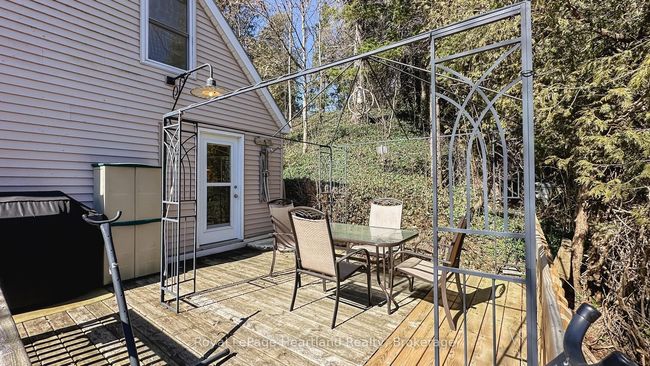 9 Maple Lane, House other with 3 bedrooms, 1 bathrooms and 1 parking in Goderich ON | Image 45