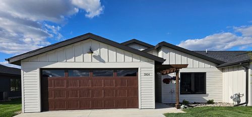 3924 Dorothys Ln, Spirit Lake, IA, 51360-3900 | Card Image