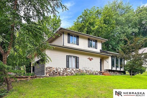 1114 Elizabeth Dr, Plattsmouth, NE, 68048-1300 | Card Image