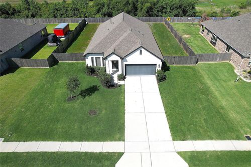 11206 Youngquist Dr, Dayton, TX, 77535-3034 | Card Image