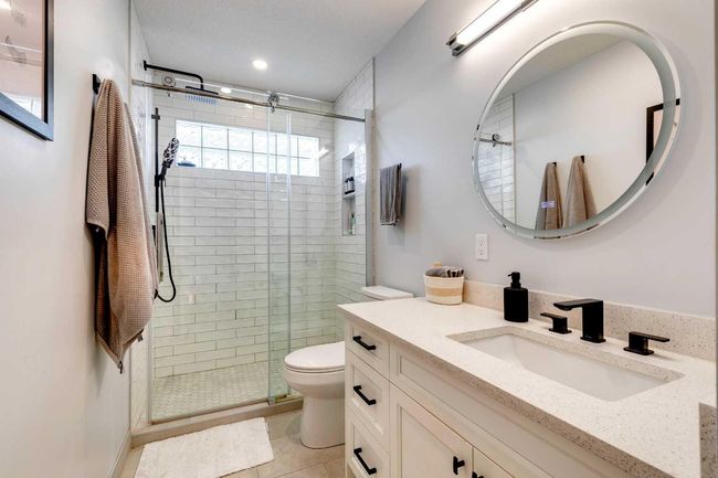 131 Patterson Drive Sw, House other with 5 bedrooms, 4 bathrooms and 4 parking in Calgary AB | Image 42