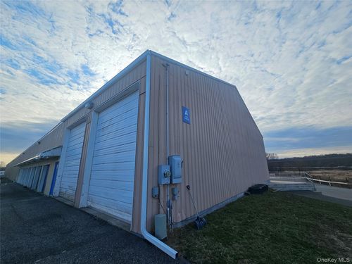 1168 Dolsontown Rd, Middletown, NY, 10940-4746 | Card Image