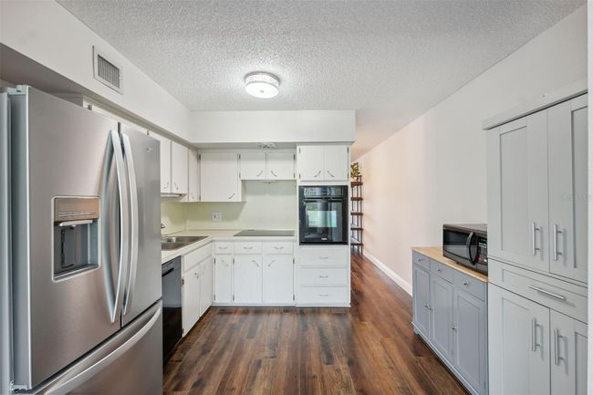 APT-47 - 2461 Rhodesian Dr, Condo with 2 bedrooms, 2 bathrooms and null parking in CLEARWATER FL | Image 11