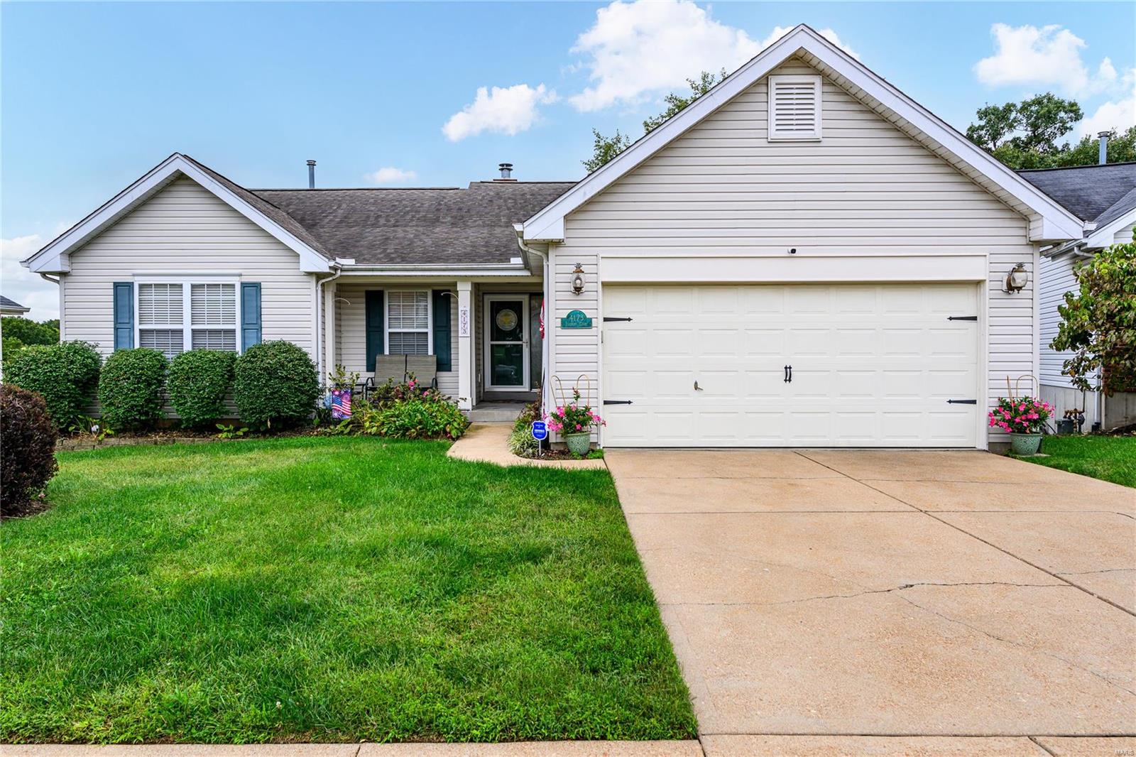 Fairburn Ct, Saint Louis, MO 63129