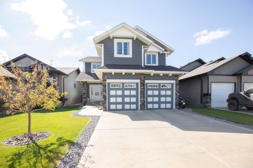 40 Iron Wolf Court, Lacombe, AB, T4L0E9 | Card Image