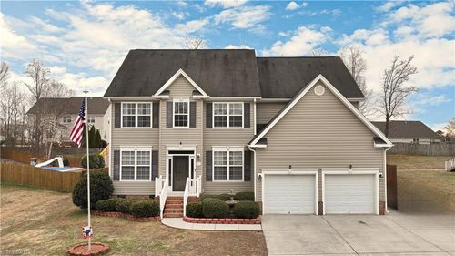 222 Mahogany Dr, Thomasville, NC, 27360-9720 | Card Image