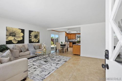 2709 Lancelot Dr, Oceanside, CA, 92054 | Card Image