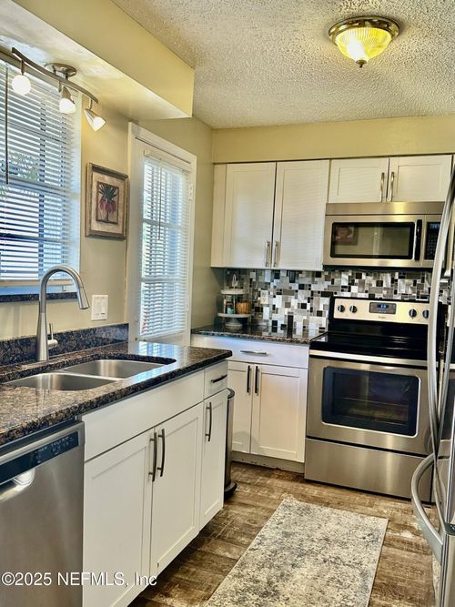 3-1540 El Prado Rd, Jacksonville, FL, 32216-8822 | Card Image