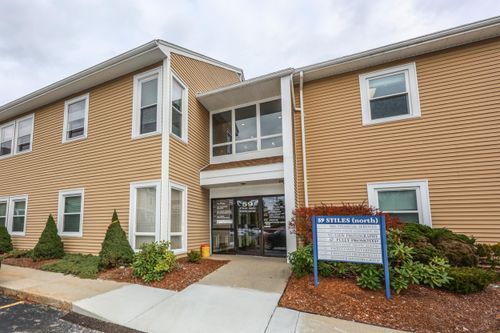ste-103-59 Stiles Rd, Salem, NH, 03079-2886 | Card Image