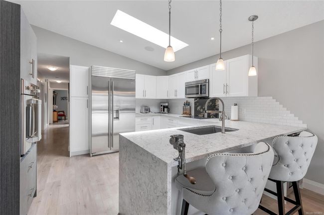 37 - 7586 Tetayut Rd, House other with 3 bedrooms, 2 bathrooms and 4 parking in Central Saanich BC | Image 6
