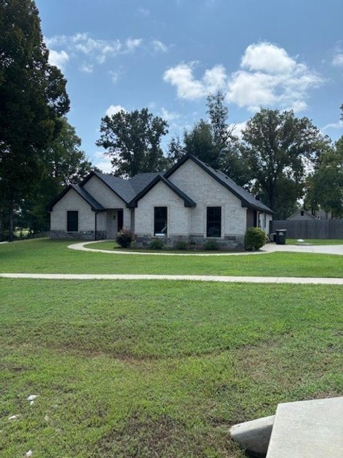 12109 Oak Grove Dr, Tyler, TX, 75706-5951 | Card Image