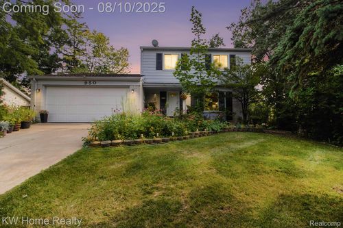 950 Lennox St, Ann Arbor, MI, 48103-4530 | Card Image