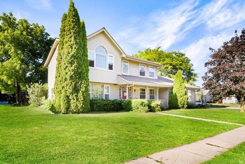 N172W20516 Hazelwood Lane, Jackson, WI, 53037 | Card Image