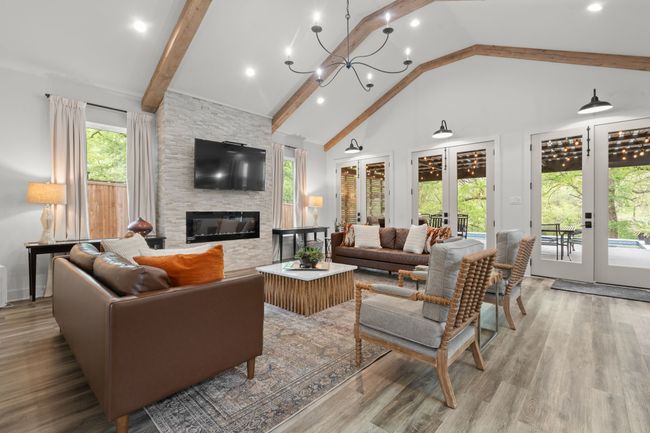 1704 Silverside Dr, House other with 5 bedrooms, 4 bathrooms and null parking in Grapevine TX | Image 4