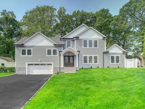 345 Creek Bed Rd, Mountainside, NJ, 07092-1911 | Card Image