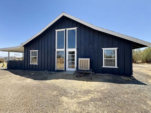 7542 N Bull Run St, Inyokern, CA, 93527 | Card Image