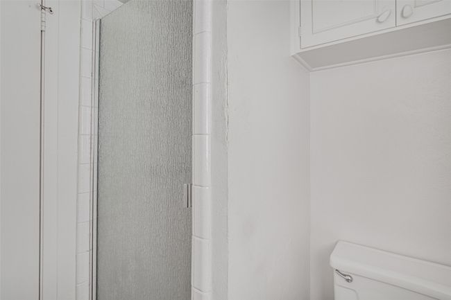 2020 Cliffside Dr, House other with 3 bedrooms, 2 bathrooms and null parking in Edgecliff Village TX | Image 17