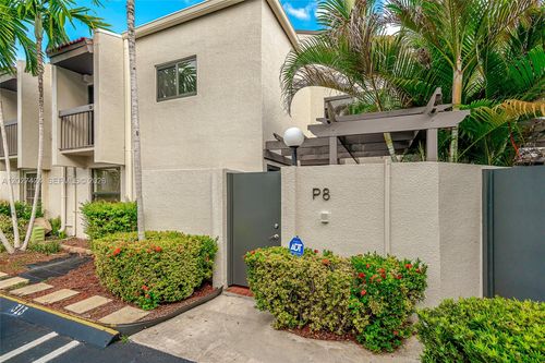 p8-4700 Sw 67th Ave, Miami, FL, 33155-5883 | Card Image