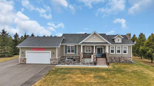 6118 Evergreen Close, Rimbey, AB, T0C0C2 | Card Image