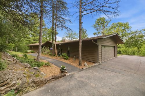 3304 N Crystal Springs Road, Janesville, WI, 53545 | Card Image
