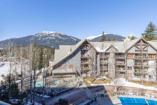 558 - 4800 Spearhead Drive, Condo with 2 bedrooms, 2 bathrooms and null parking in Whistler BC | Image 24