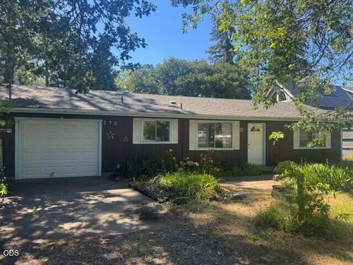 170 S Old Stage Rd, Cave Junction, OR, 97523-9600 | Card Image