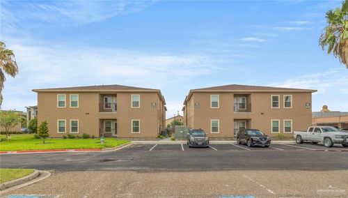 22b7-900 E Redbud Ave, McAllen, TX, 78504-2638 | Card Image