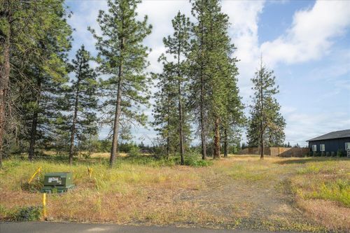 3819 W Cliffside Ln, Spokane, WA, 99224-6202 | Card Image