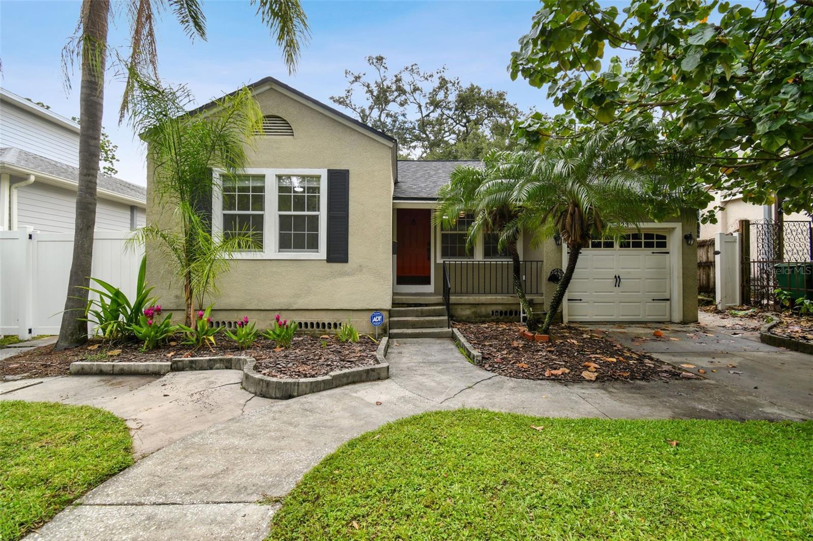 South Ave, Tampa, FL 33603