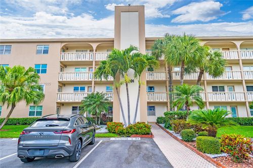apt-f3-3301 Aruba Way, Coconut Creek, FL, 33066-2614 | Card Image