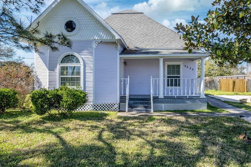 3525 Bridgette Ln, Mont Belvieu, TX, 77523-7624 | Card Image