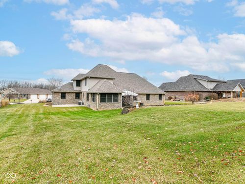 941 Barouche, Pendleton, IN, 46064-8699 | Card Image