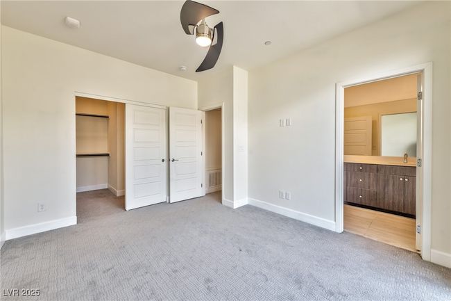 UNIT-211 - 11258 Essence Point Ave, Condo with 2 bedrooms, 2 bathrooms and null parking in Las Vegas NV | Image 5