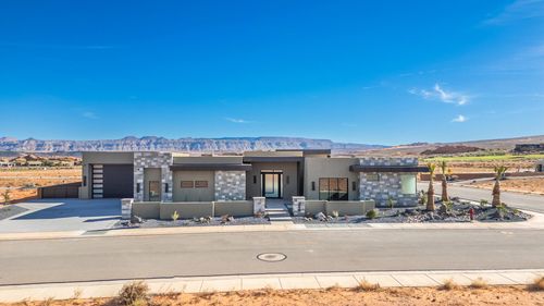 3295 S Cottontail Way, Hurricane, UT, 84737-3242 | Card Image