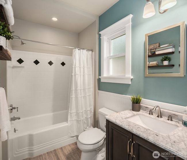 3833 24th Avenue W, House other with 3 bedrooms, 2 bathrooms and 1 parking in Seattle WA | Image 16