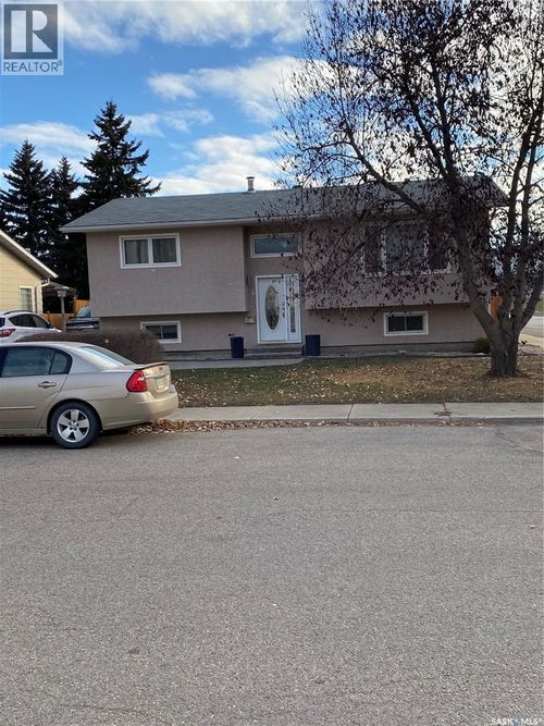 5 Cardinal Bay, Yorkton, SK, S3N3E4 | Card Image