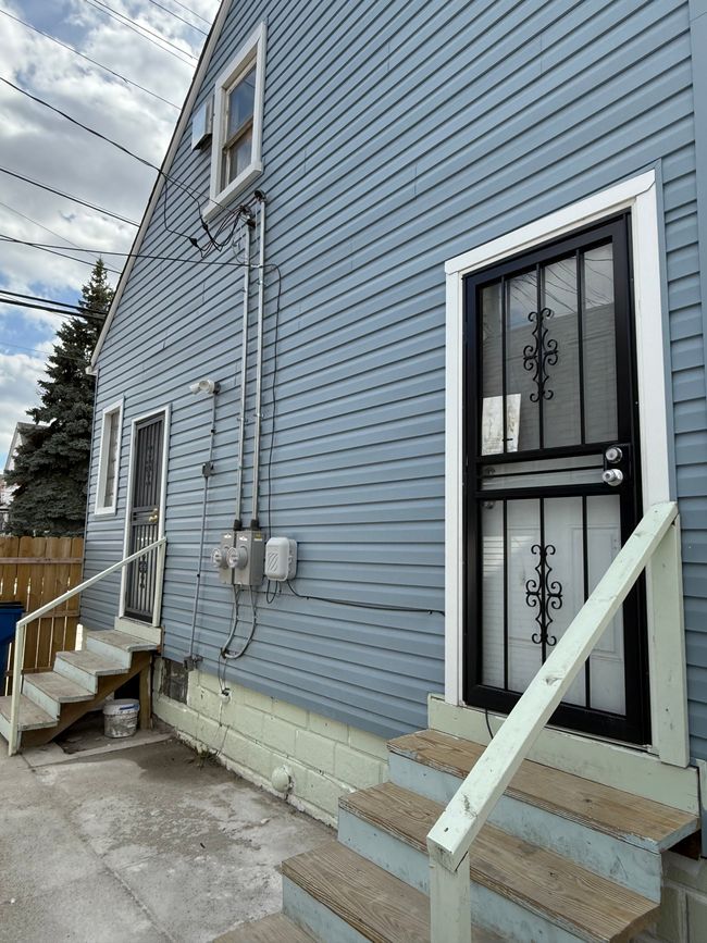 12000 Charest St, Home with 0 bedrooms, 6 bathrooms and null parking in Hamtramck MI | Image 4