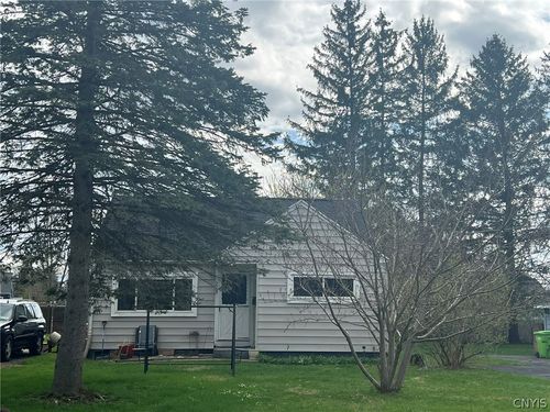 225 Ruhamah Ave, Syracuse, NY, 13205-3213 | Card Image