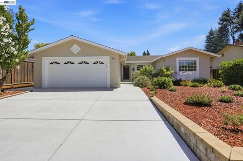 6563 Camden Ave, San Jose, CA, 95120-1808 | Card Image