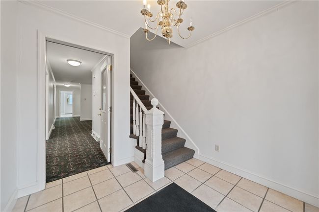 396 4 Th St, House other with 5 bedrooms, 3 bathrooms and 6 parking in Beaver PA | Image 5