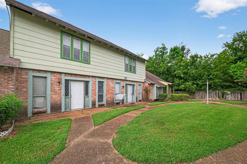 7839 Cook Rd, Houston, TX, 77072-3212 | Card Image