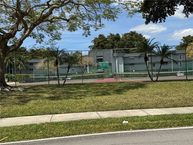 APT-101 - 9201 Lime Bay Blvd, Condo with 2 bedrooms, 2 bathrooms and null parking in Tamarac FL | Image 10