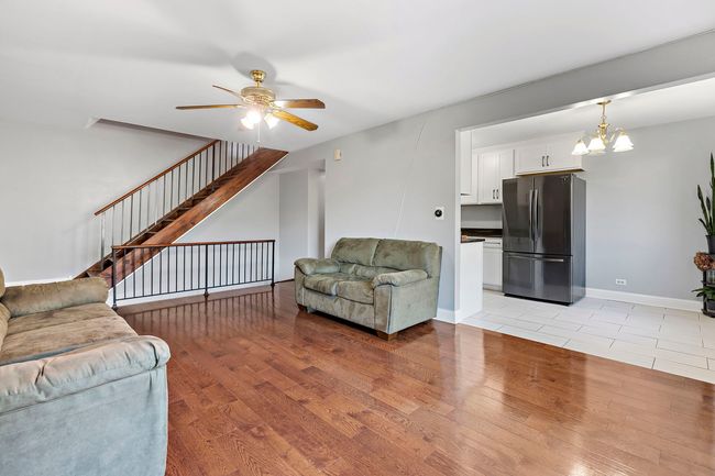 125C - 878 Cambridge Pl, Home with 2 bedrooms, 2 bathrooms and 1 parking in Wheeling IL | Image 6